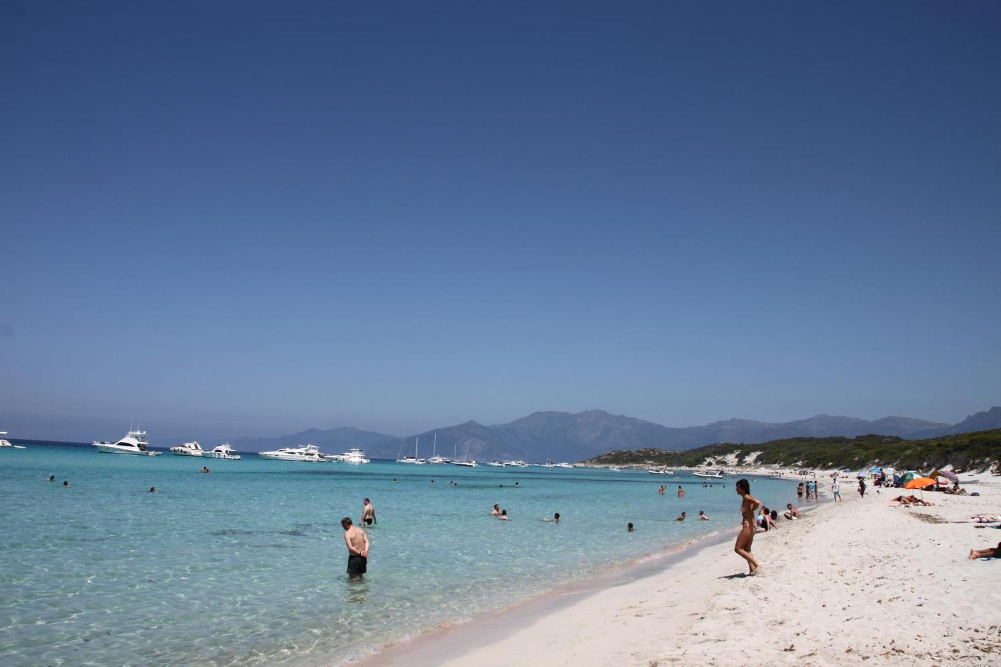 Appart Bleu Azur แซ็งต์-โฟลร็องต์ ภายนอก รูปภาพ